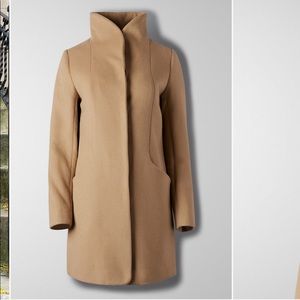 Aritzia Wilfred Cocoon Coat